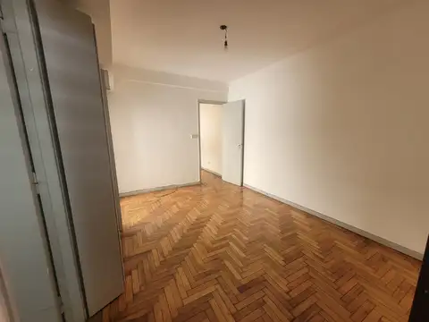 ALQUILER - DEPARTAMENTO 2 AMBIENTES PEQUEÑO - A LA VUELTA UADE - IDEAL ESTUDIANTE