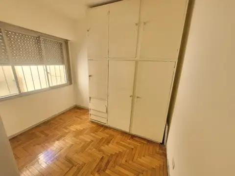 Santiago Del Estero 700, Piso 2