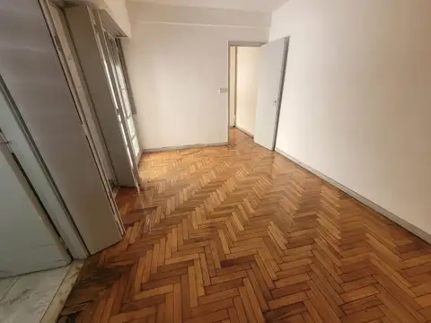 Departamento en Alquiler en Monserrat, $ 425.000