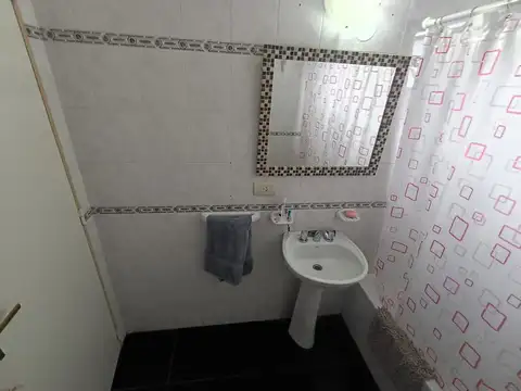 DEPARTAMENTO EN VENTA 4 AMBIENTES CENTRO BANFIELD