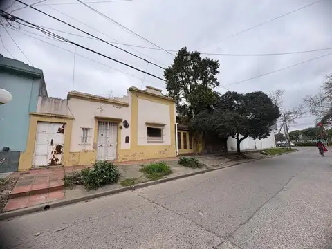 CASA EN VENTA ZARATE