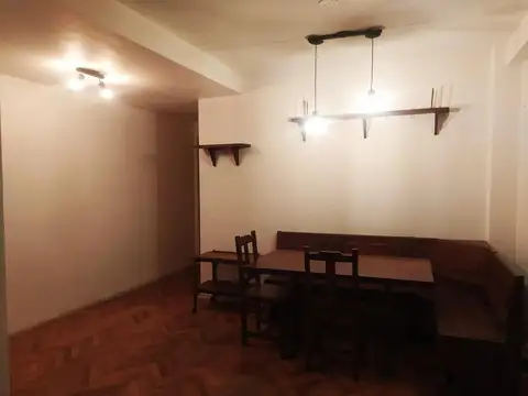 Av Maipu 1800