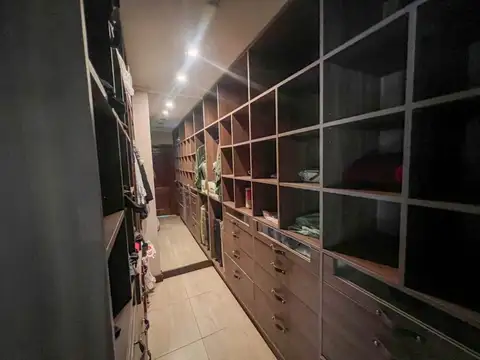 5 AMBIENTES PISCINA QUINCHO PARRILLA COCHERA