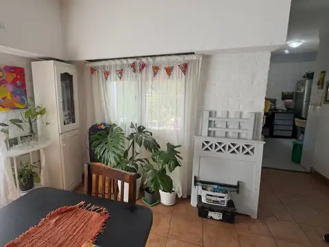 Depto Tipo Casa en Venta de 4 dormitorios