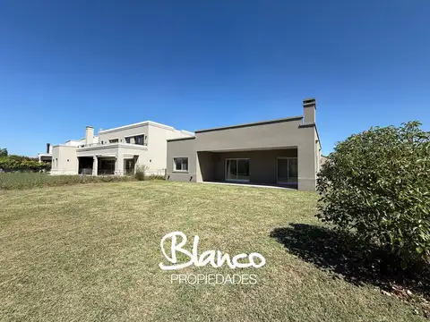 Puertos del Lago - Vistas 100