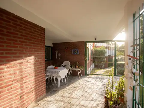 Depto Tipo Casa en Venta de 3 ambientes