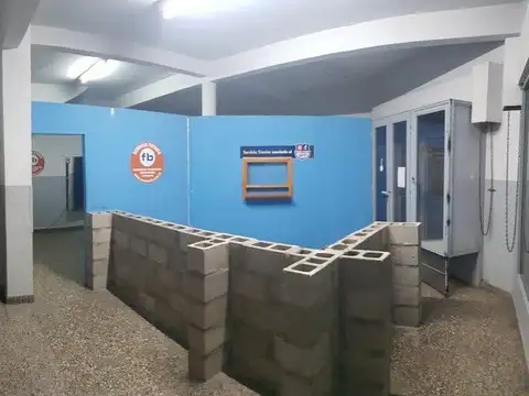 Local en Venta 40 años