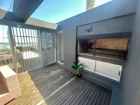 Departamento 6 ambientes con 4 baños