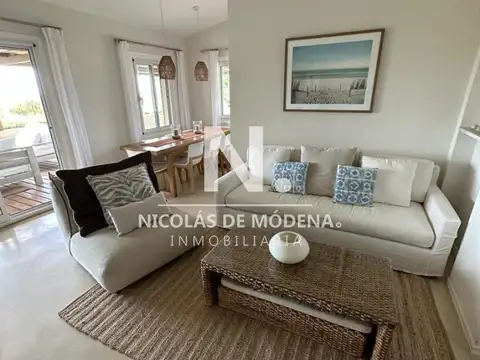 Vende casa en El Chorro- Manantiales, de 4 dormitorios.