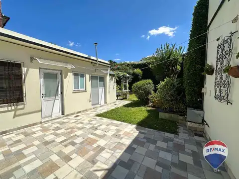 CASA 4 AMBIENTES EN VENTA LOMAS DE ZAMORA CENTRO