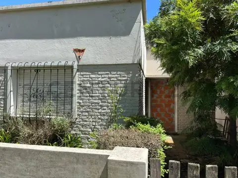 465 e/ 14A y 14B , Piso 0