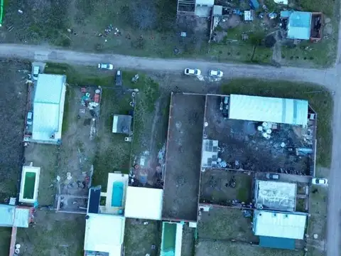 Lote en barrio sobre la ruta 52 en Ezeiza