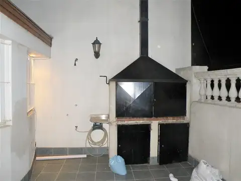 TZA LyC esc 4/5 dor (suite) 3 bñs toil p-room coc c/drio dep