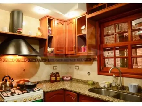 IMPRESIONANTE PROPIEDAD EN VENTA - BONEO 4600