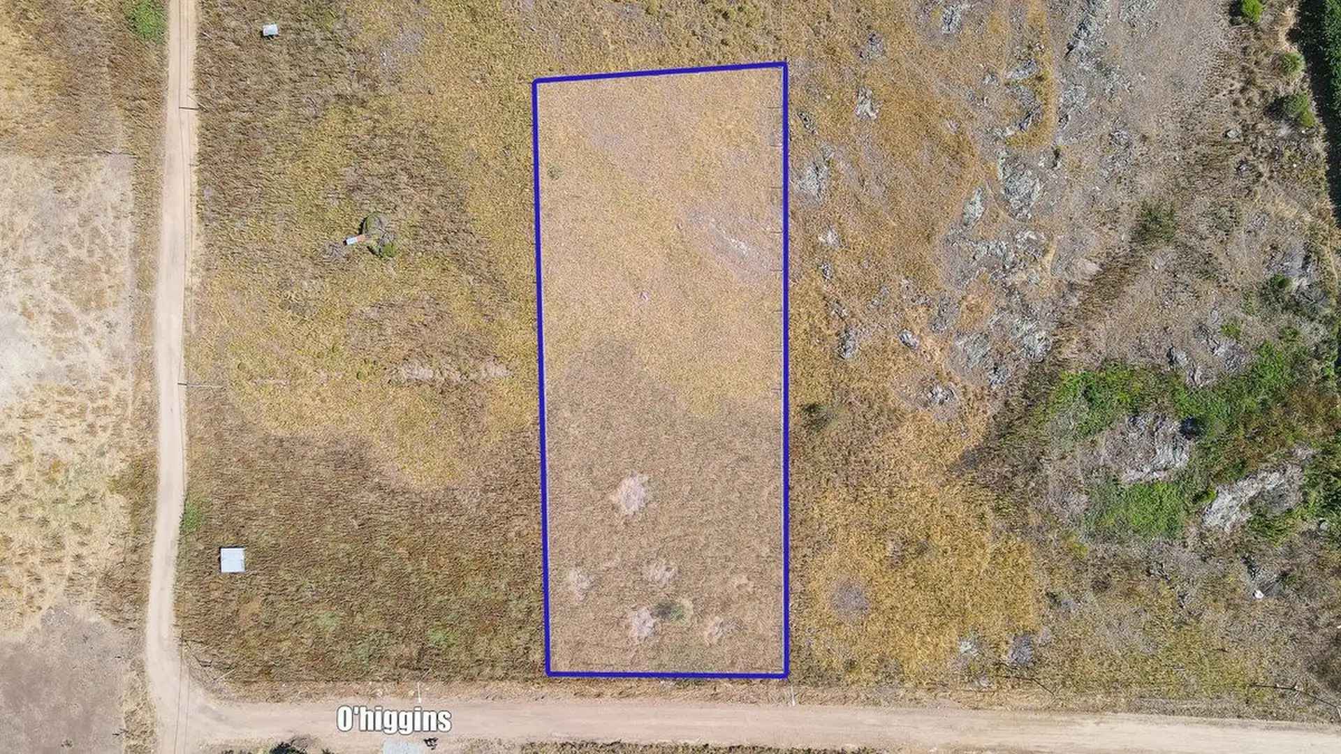 VENDO AMPLIO LOTE EN TANDIL