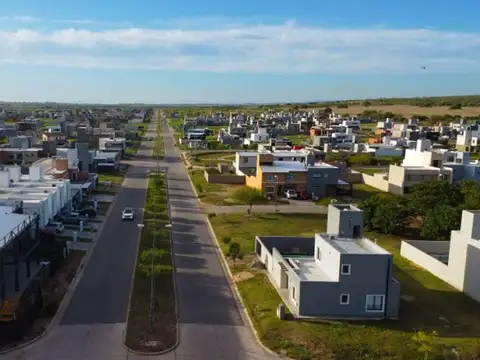 LOTE EN VENTA DOCTA CENTRAL 262 M2 - OBRAS PAGAS