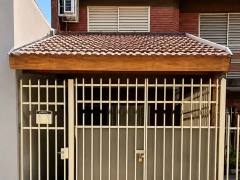 OPRTUNIDAD VENTA DUPLEX 3 AMBIENTES EN LUZURIAGA SUPER COMOD