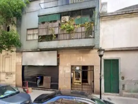 Agüero 700, Piso 4