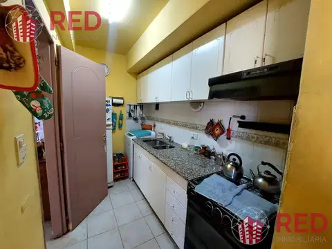 Departamento 6 ambientes con 1 baño