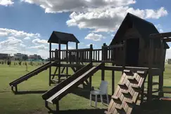 Áreas comunes piscina, gimnasio, club-house, juegos en Los Talas en Ruta 58 Km 9  en Ezeiza, Buenos Aires