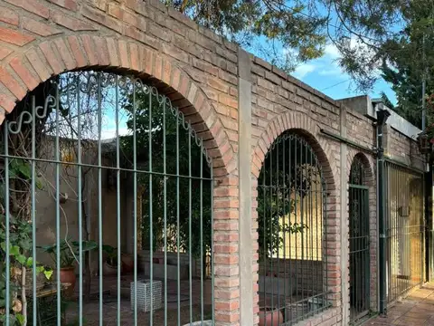 CASA DE OPORTUNIDAD EN B. Jardin San Luis