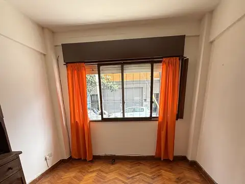 Avenida Combatientes De Malvinas 3100, Piso PB