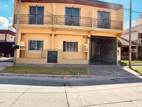 Departamento 2 ambientes con Cochera en alquiler - Berazategui