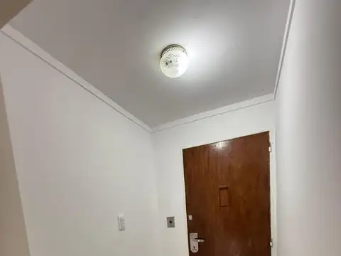 Paraguay 300, Piso 4