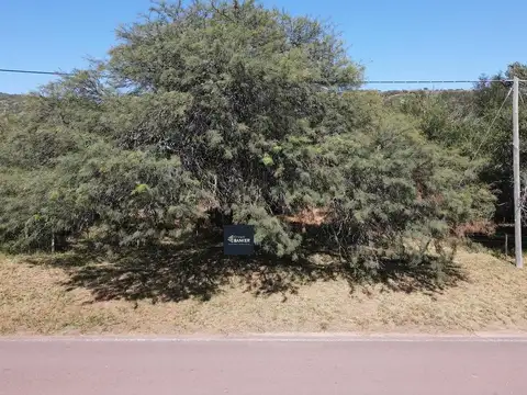 Terreno en Venta en Cerro Colorado, USD 75.000