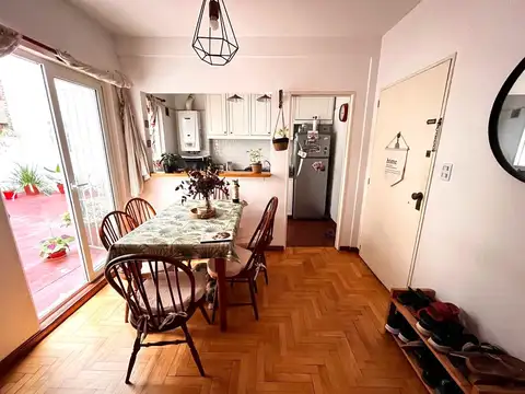 Roque Sáenz Peña 300, Piso 1