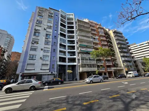 Avenida Luis María Campos 400