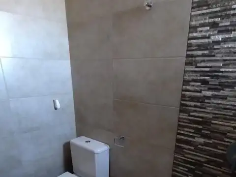 Departamento en Alquiler en Republica De La Sexta, $ 350.000