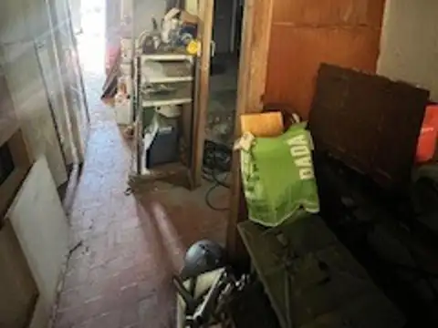 Galpón con Oficinas opcional Vivienda