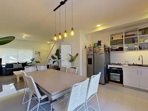 Casa en Venta en Pilar, USD 190.000