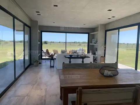 Casa en Venta con cochera