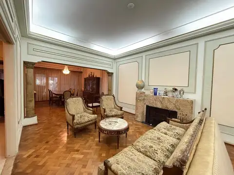 Casa 5 ambientes con 3 baños