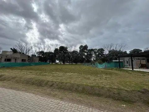 Adg. Super Oportunidad! Lote En El Cardal 2