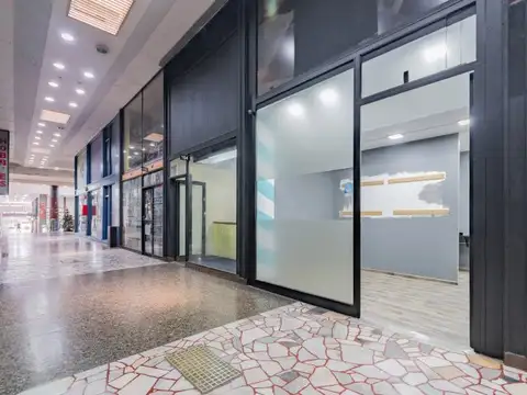 Local en Venta 54 años