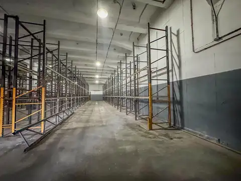 Galpon en Alquiler en Berazategui, USD 9.600