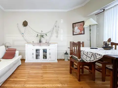 Casa en Venta en Olivos Maipu/Uzal, USD 185.000