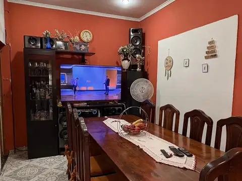 Casa en Venta con 1 cochera
