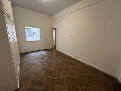 Avenida Presidente Manuel Quintana 200