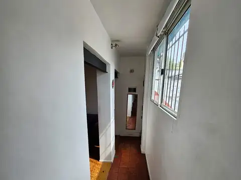 Depto Tipo Casa en Venta 50 años