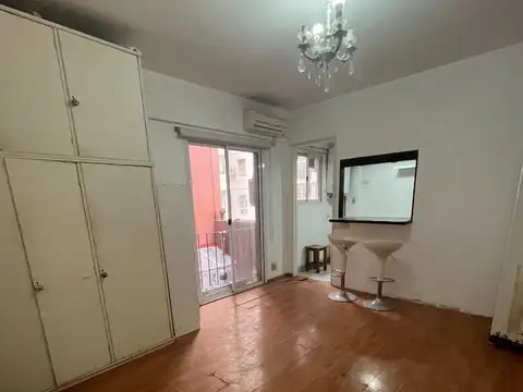 SE VENDE EXCELENTE MONOAMBIENTE. IDEAL INVERSION.