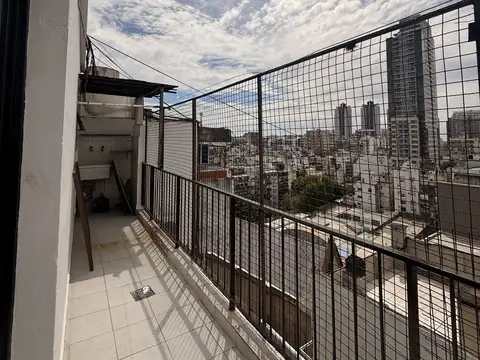 Charcas y Cnel Diaz - 1 Ambiente - Cfte Abierto - Sol - Bcon - Lavad - Muy Buen Estado