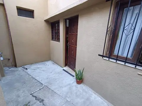 VENTA CASA PASILLO 1 DORM - BV RONDEAU 3100 - ZONA NORTE ROSARIO.