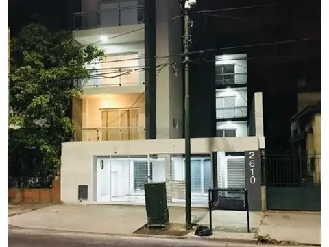 DPTO 2 AMB CON BALCÓN AL FRENTE 