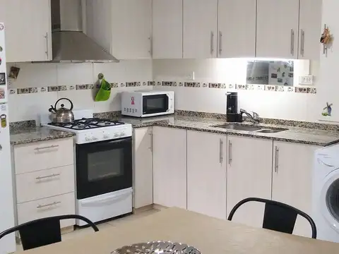 Departamento en Alquiler con 1 cocheras