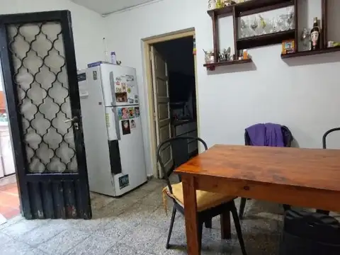 Depto Tipo Casa en Venta en Bernal, USD 45.000