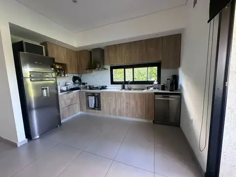 Casa en Venta en Belen de Escobar, USD 440.000